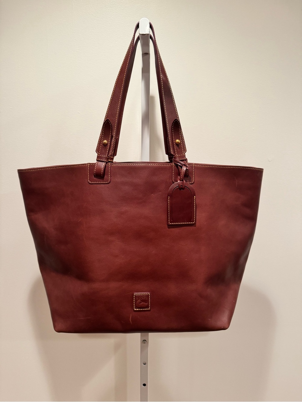 Dooney & Bourke Extra Large Florentine Leather Suzette Tote in Chestnut
